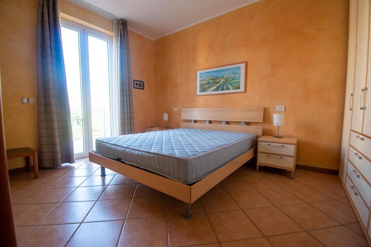 Lato Soleggiato @Gardazzurro Apartment Padenghe sul Garda Exterior photo