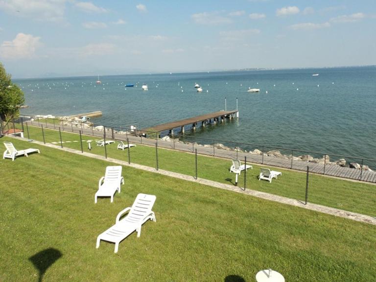 Lato Soleggiato @Gardazzurro Apartment Padenghe sul Garda Exterior photo
