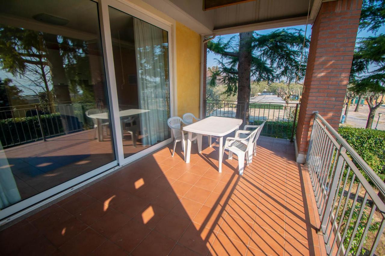 Lato Soleggiato @Gardazzurro Apartment Padenghe sul Garda Exterior photo